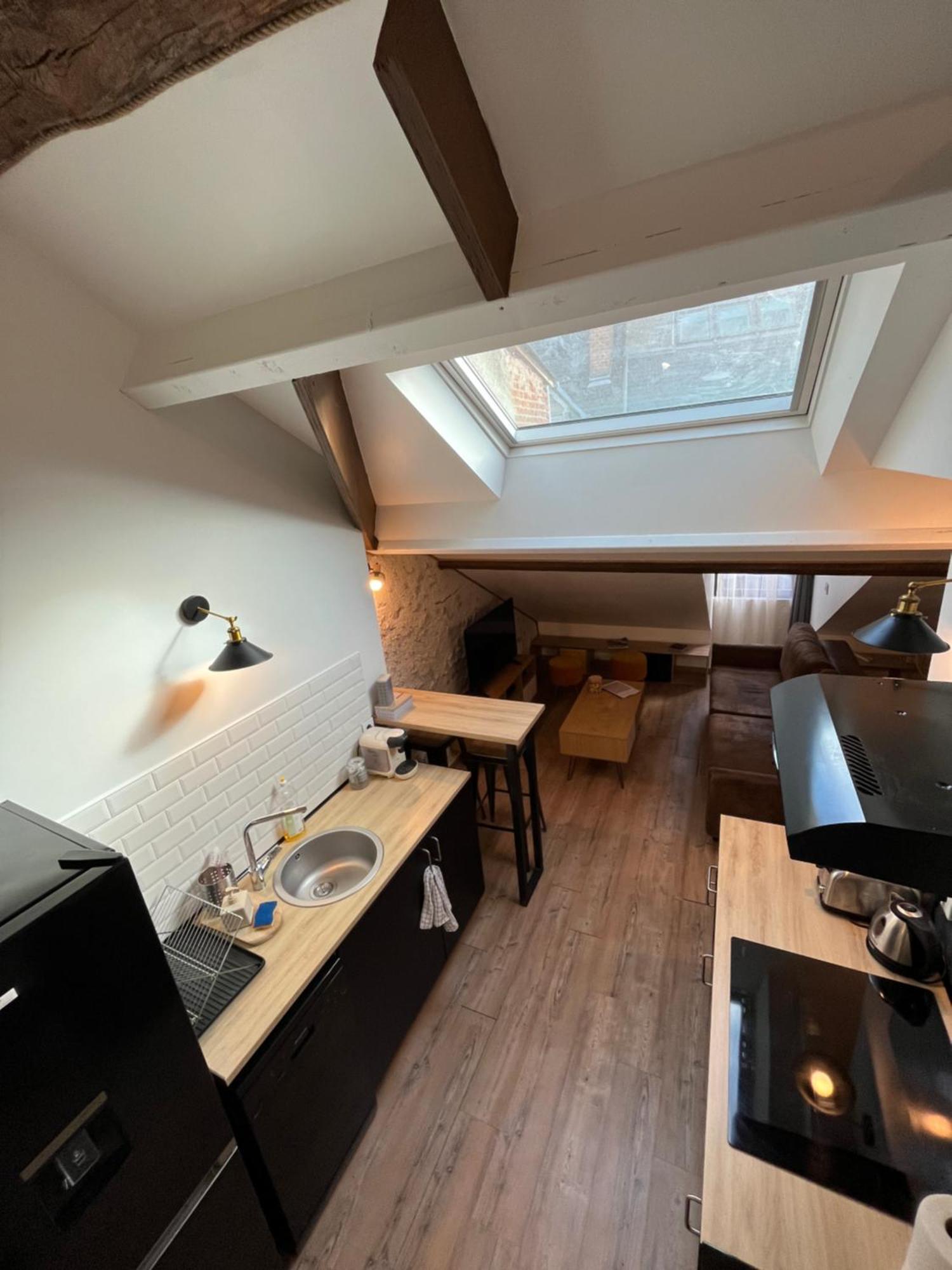 Appartamento Le Duplex Chartrain - Sejour Au Coeur De Blois Esterno foto