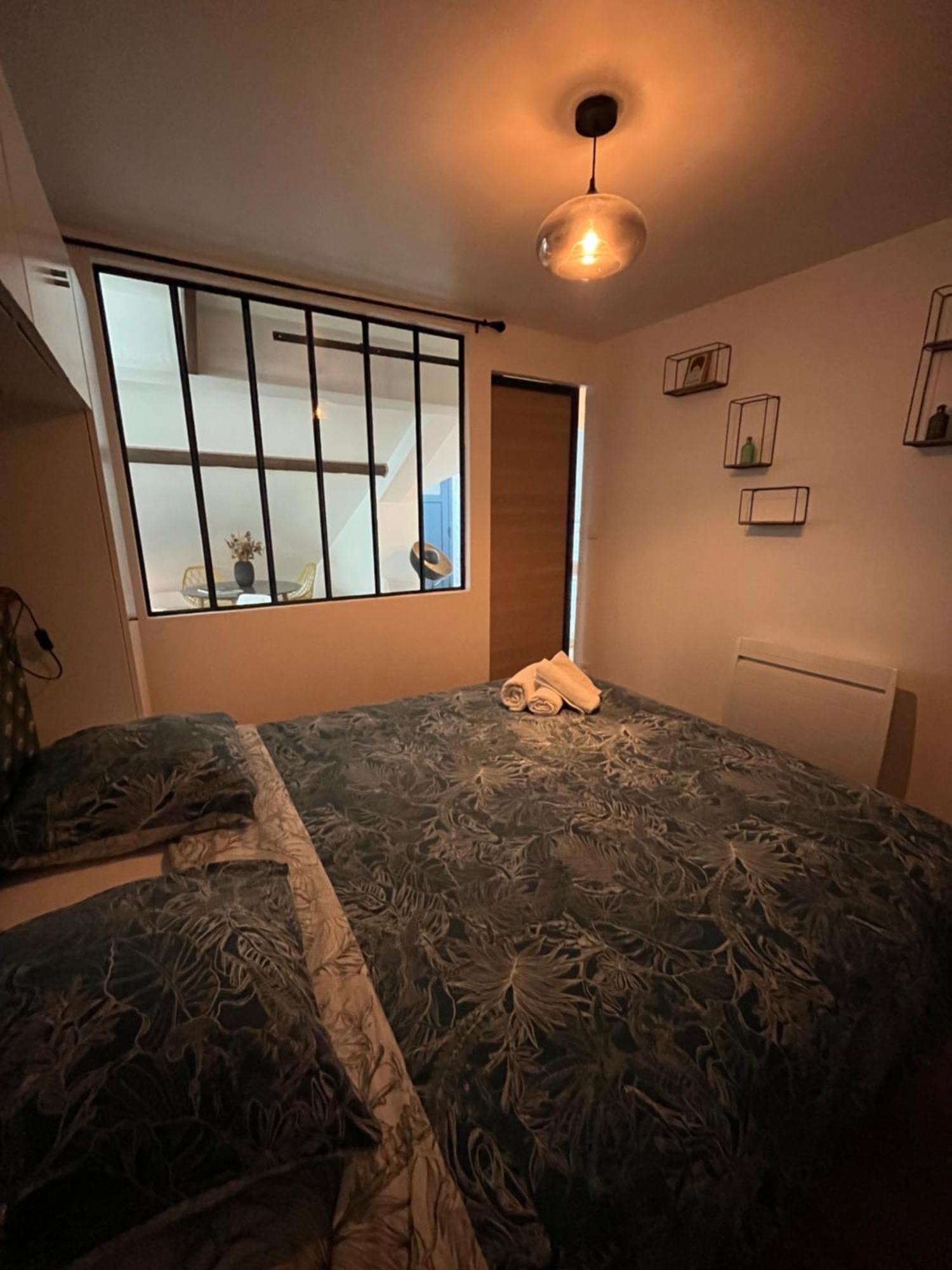 Appartamento Le Duplex Chartrain - Sejour Au Coeur De Blois Esterno foto